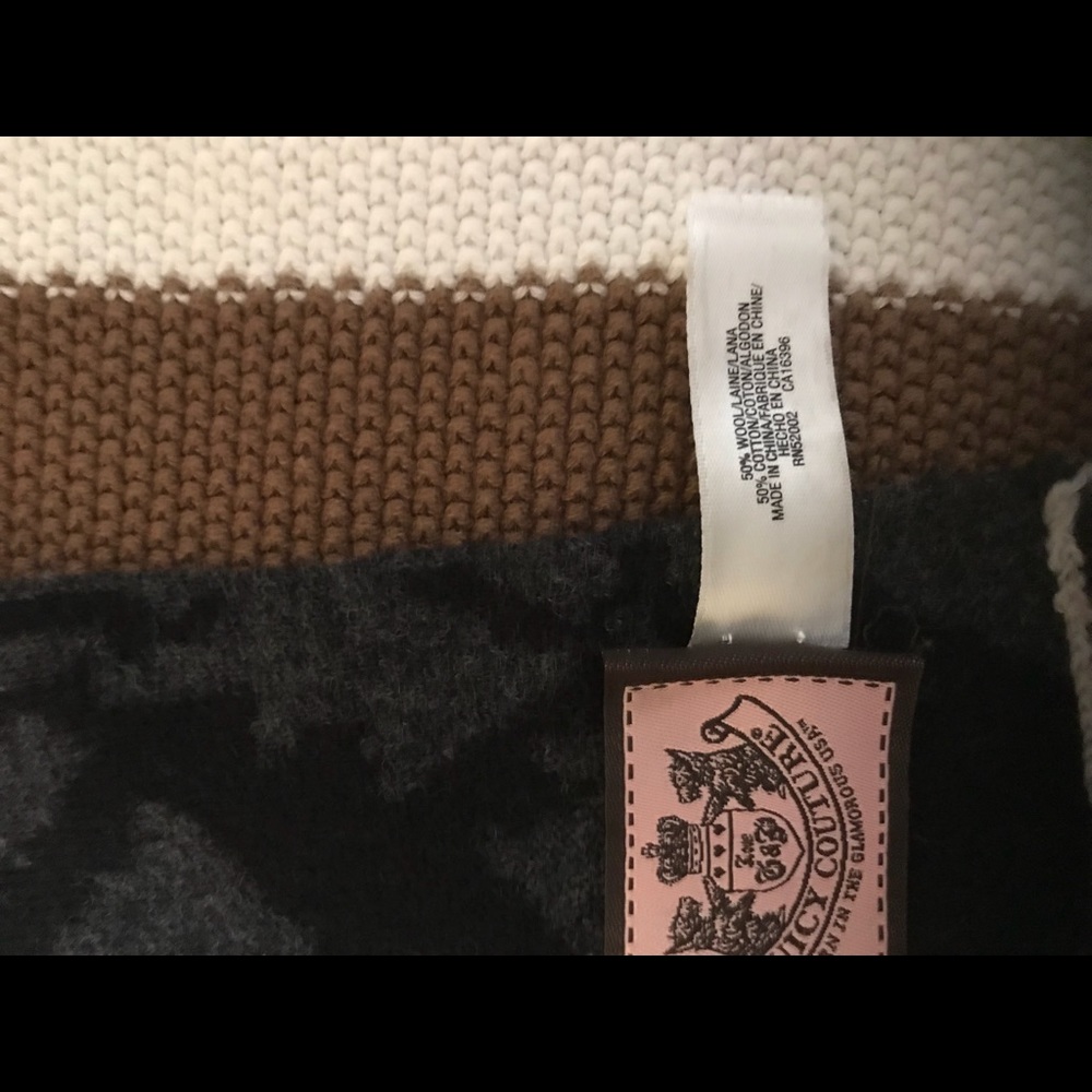 Jc Scarf View 2